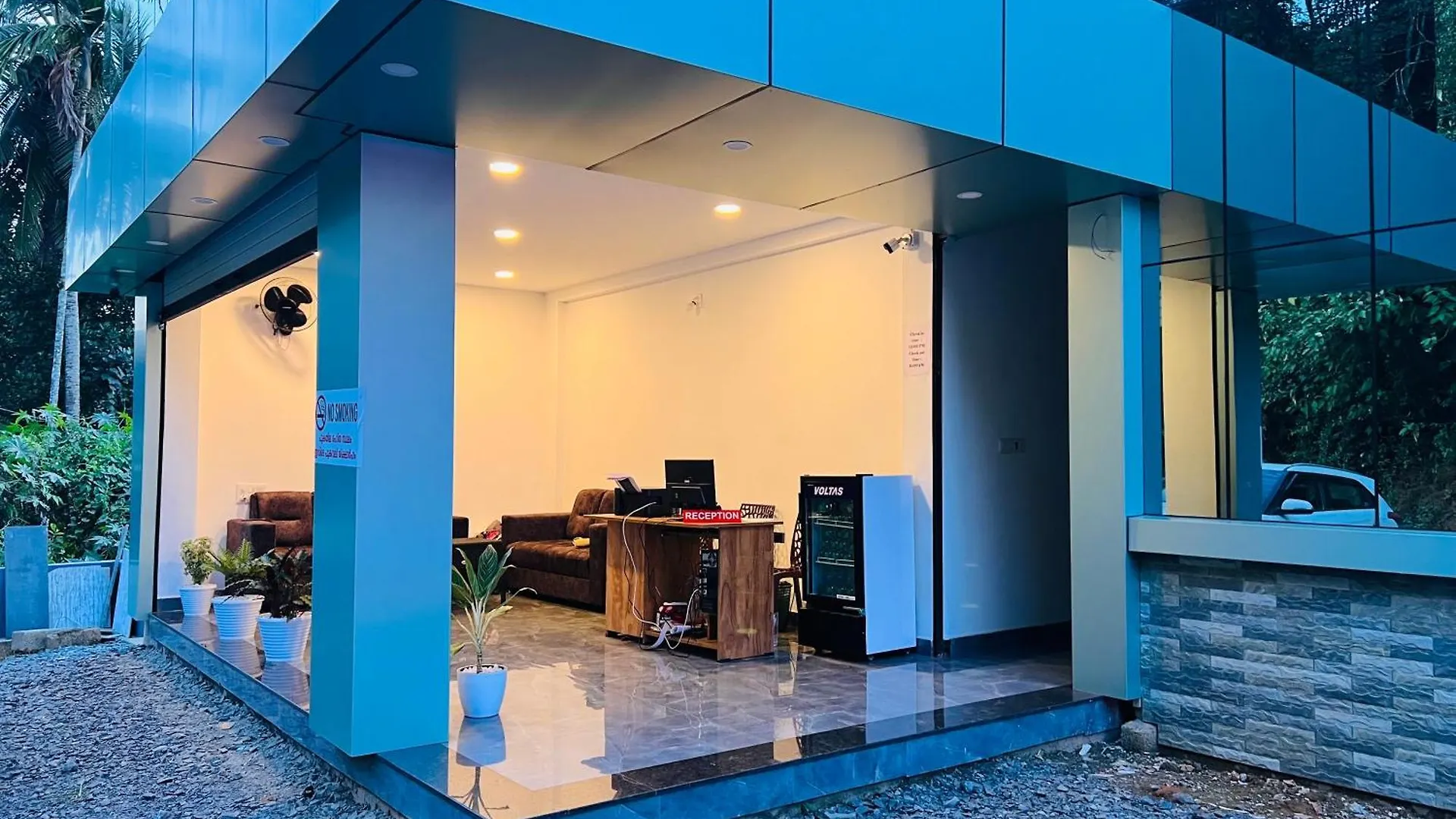فندق Crescent Residency Padinjarathara 0*,  الهند